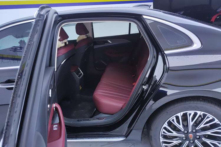 Used Hongqi H5 2024 2.0T Automatic Smart Connect Flagship Edition
