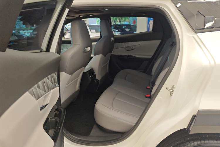 Used Changan UNI-T 2023 2nd Generation 1.5T Luxury Version
