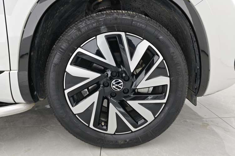 Used Volkswagen Tayron 2023 330TSI Two-Wheel-Drive R-Line High-Energy Version
