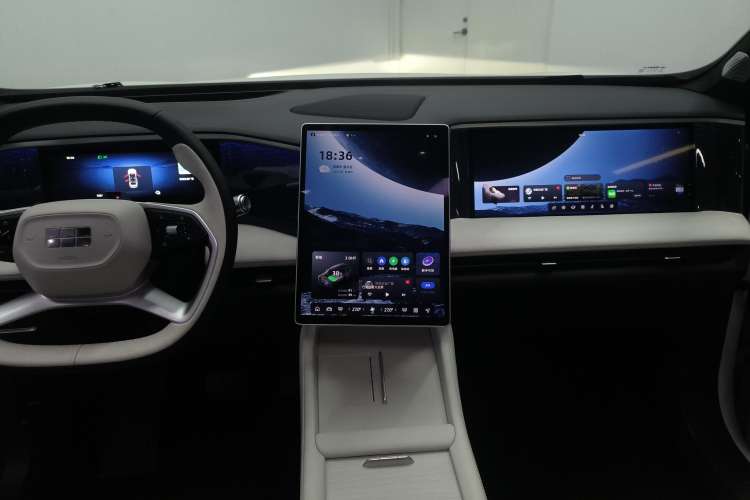 Used  L7 2024 1.5T 115 km Starship Dragon Edition
