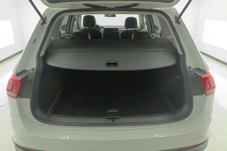 Used Volkswagen Tiguan L 2022 330TSI Automatic Two-Wheel Drive Comfort Edition
