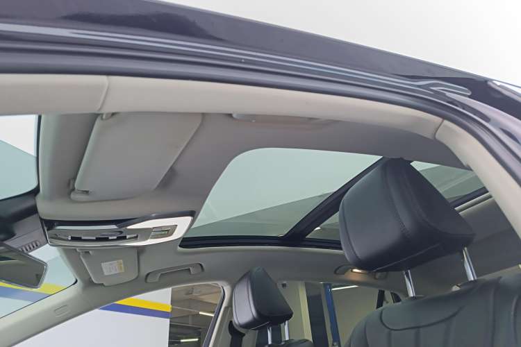 Used Hongqi H5 2023 2.0T Automatic Smart Connect Flagship Edition
