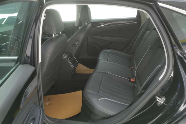 Used Volkswagen Passat 2023 330TSI Starry Elite Edition
