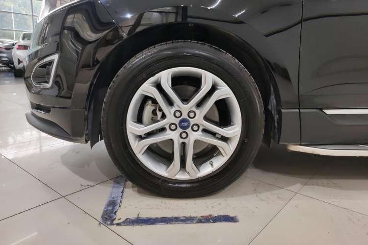 Used Ford Edge 2018 EcoBoost 245 Two-Wheel-Drive Titanium 7-Seater China V Standard
