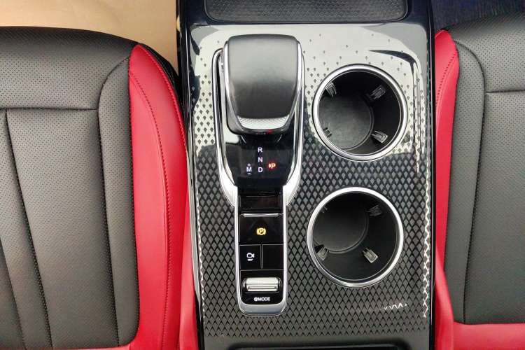 Used Hongqi HS3 2023 1.5T Two-Wheel Drive Shanwei Edition
