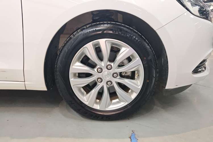 Used Buick GT 2019 15T Dual-Clutch Connected Elite Model China VI
