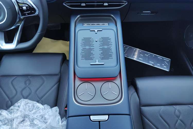 Used VOYAH FREE 2024 Ultra-Long Range Intelligent Driving Version
