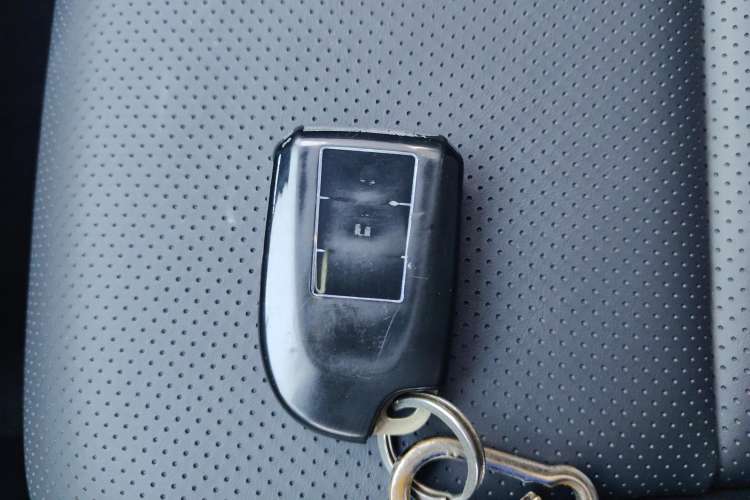 Used Toyota YARiS L 2022 X-Trail 1.5L CVT Luxury PLUS Edition
