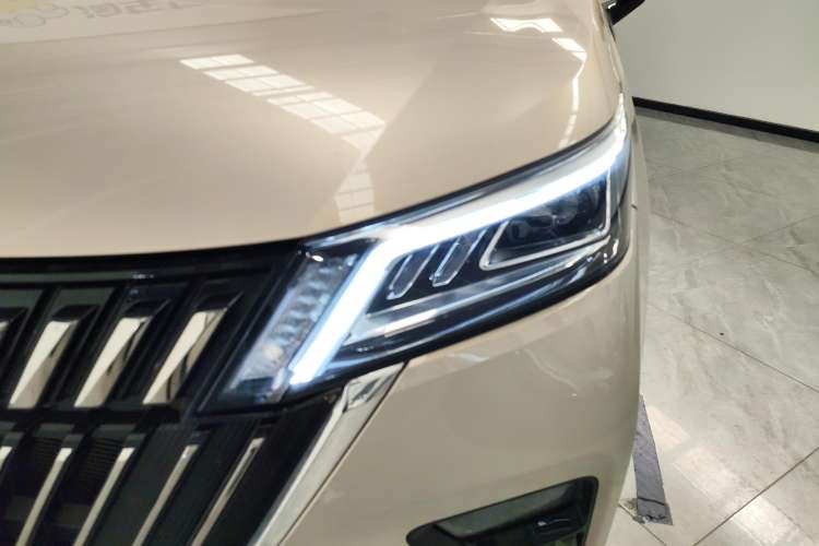 Used Wuling Jiachen 2022 1.5T CVT Deluxe Flagship Edition