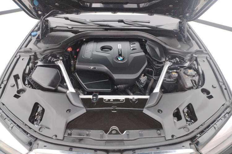 Used BMW 5 Series 2018 525Li M Sport Package