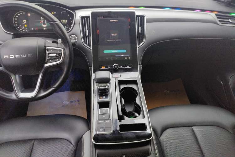 Used Roewe i6 MAX 2020 300TGI Automatic Cool & Stylish Skyroof Edition
