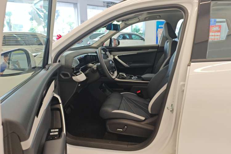 Used Geely Auto FX11 2023 1.5TD DCT Glory Edition