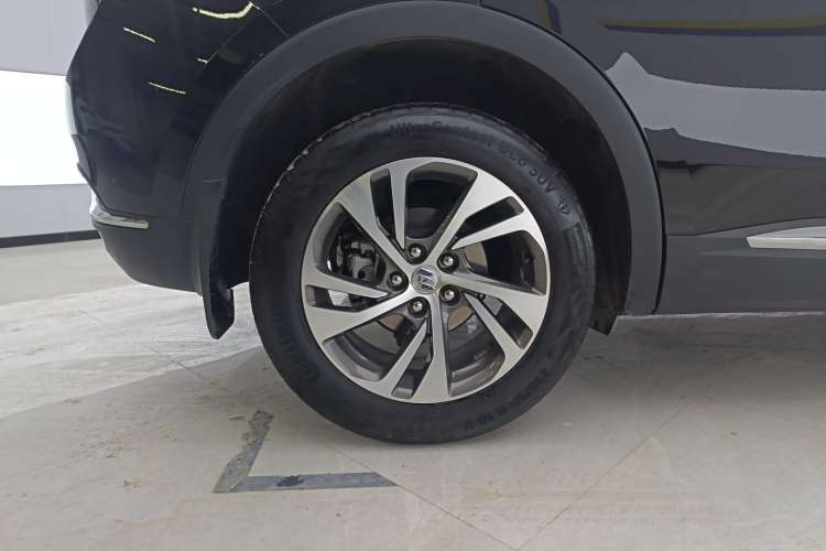 Used Buick Envision 2023 Encore S 552T Two-Wheel Drive Luxury Model
