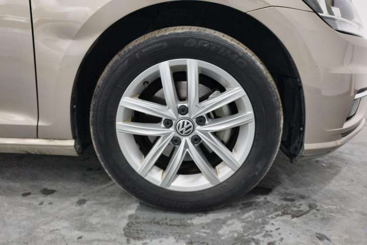 Used Volkswagen Golf 2018 230TSI Automatic Comfort Model
