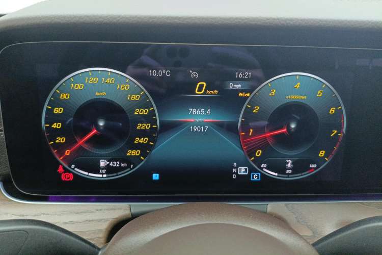 Used Mercedes-Benz E-Class 2023 Updated E 300 L Fashion Edition
