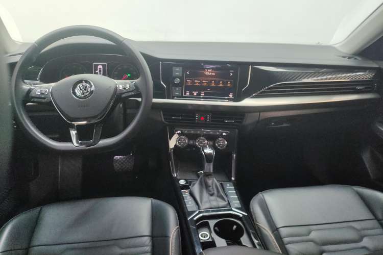 Used Volkswagen Passat 2019 330TSI Elite Edition China VI
