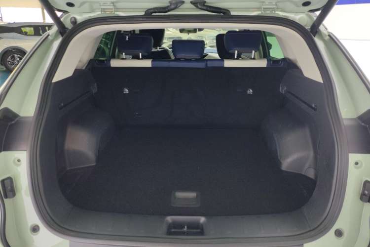 Used Dongfeng Aeolus Huge 2022 Mach Dual-Motor 1.5T MHD Dare-to-Dream Edition
