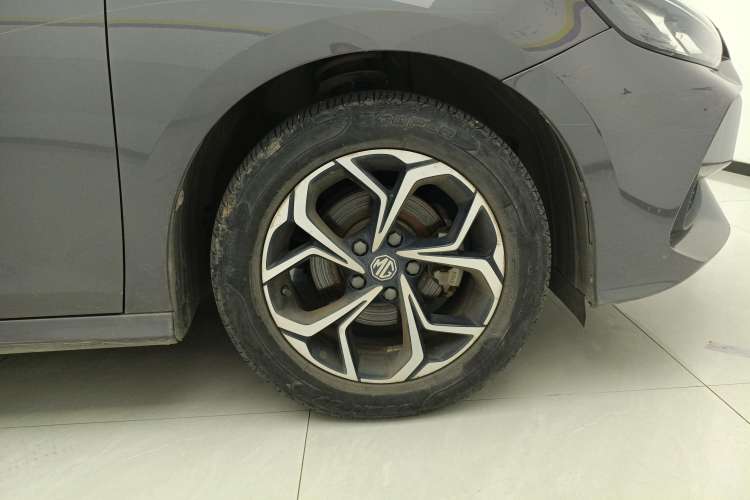 Used MG 5 2021 180 DVVT CVT Youth Luxury Edition
