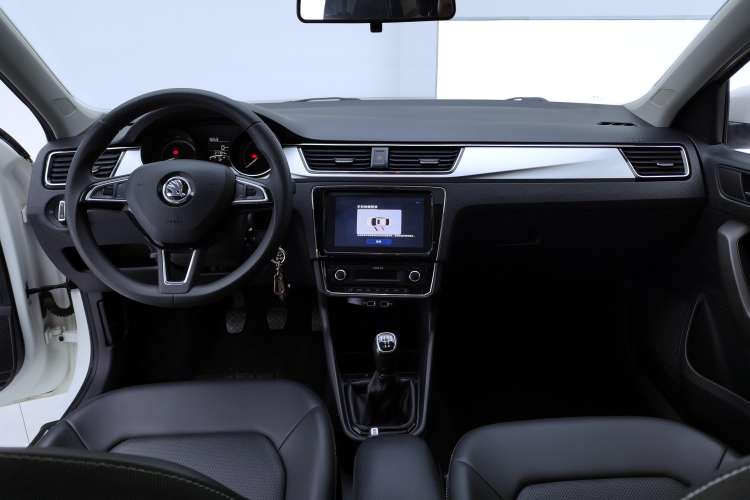 Used Skoda Rapid 2020 1.5L Manual Comfort Version
