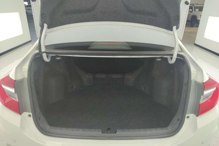 Used Honda Crider 2016 1.8L CVT Comfort Version
