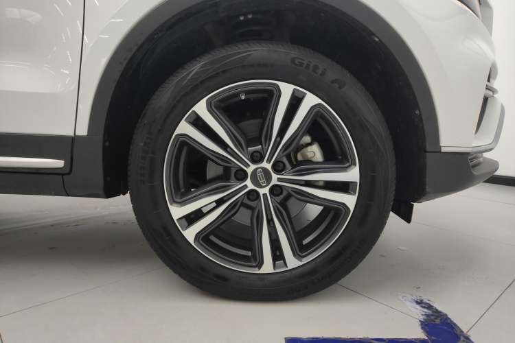 Used Geely Auto Emgrand X7 Sport 2022 1.8TD DCT Zhiya Trim
