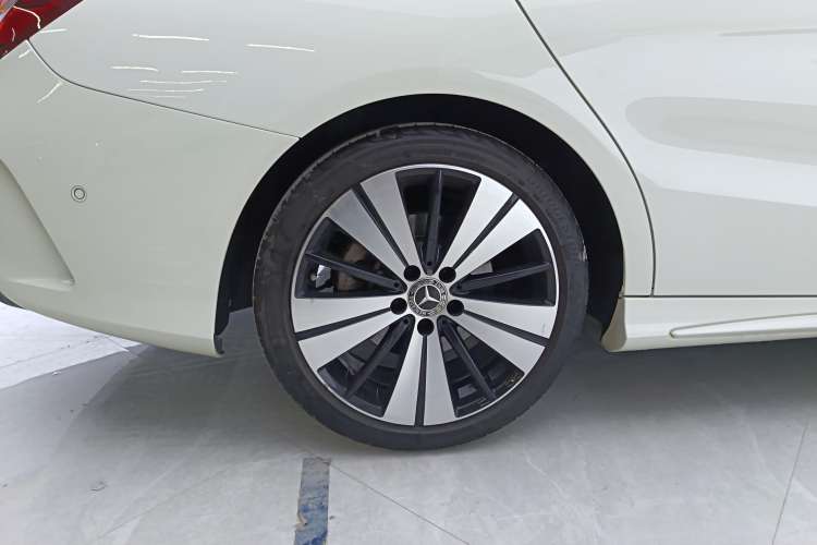 Used Mercedes-Benz CLA 2017 Facelifted CLA 200 Stylish Edition