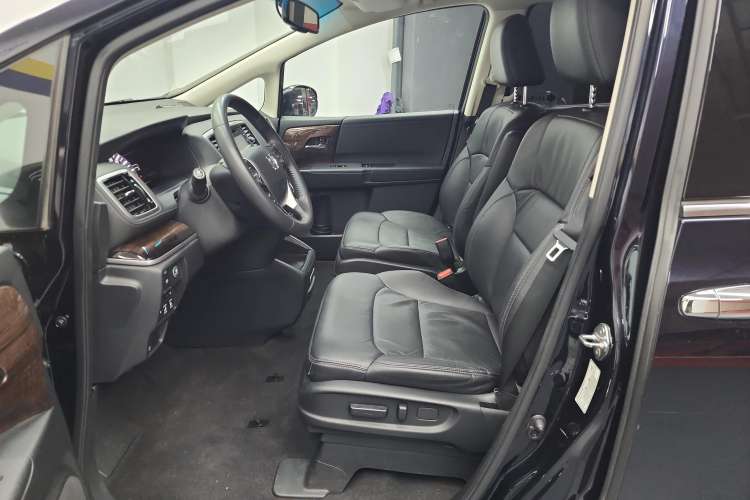 Used Honda Odyssey 2017 2.4L Supreme Edition
