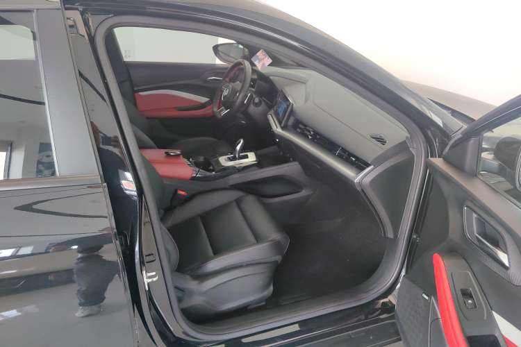 Used MG 5 2021 300TGI DCT Luxury Flagship Edition
