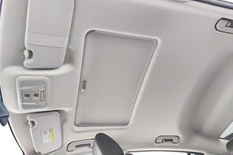 Used Dongfeng Aeolus Yixuan 2021 230T Automatic Glory Edition
