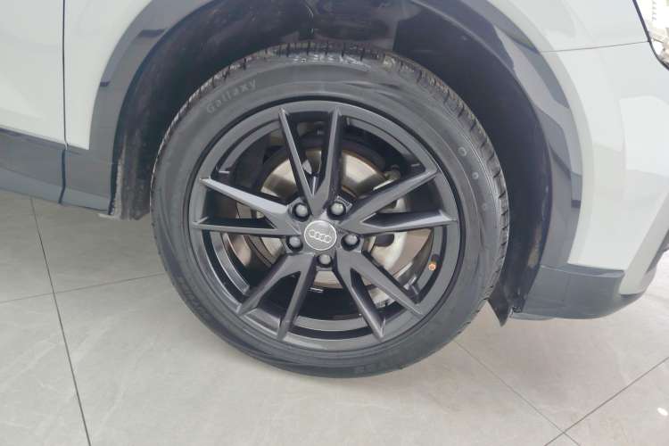 Used Audi Q2L 2018 35 TFSI Launch Exclusive Edition China VI
