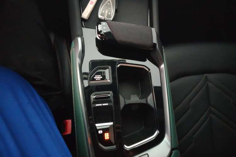 Used Changan UNI-T 2023 2nd Generation 1.5T Sport Edition Flagship Version
