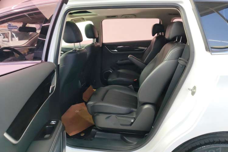 Used BYD Song MAX 2019 1.5T Automatic Smart Connect Ruiyi Sunroof Version 6 Seats China VI Standard
