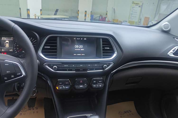 Used GAC Trumpchi GS4 2015 200T Manual Luxury Edition
