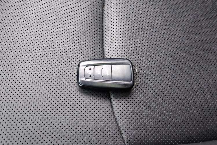 Used Toyota Corolla 2021 1.2T S-CVT Luxury Edition
