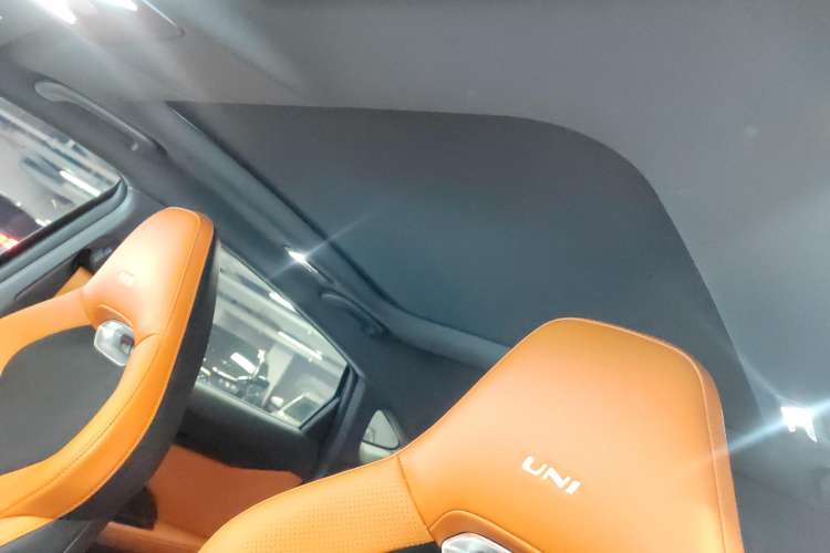 Used Changan UNI-V 2023 1.5T Sport Edition
