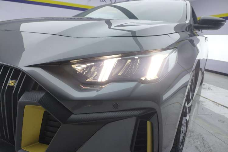 Used GAC Trumpchi EMPOW 2021 270T DCT J15 Version