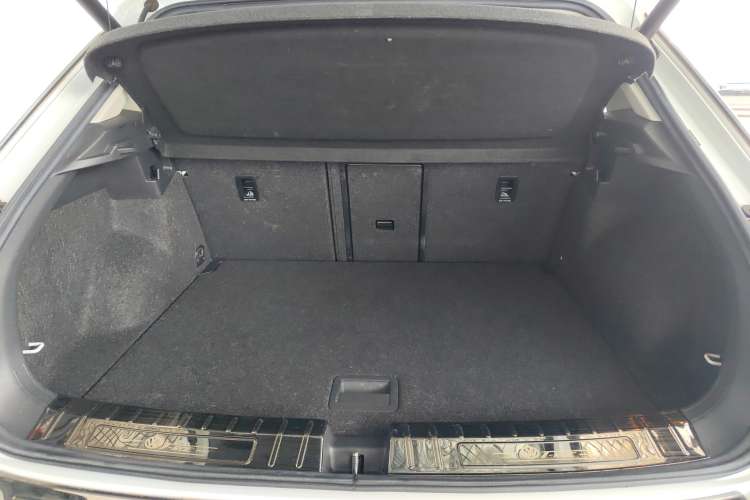 Used Volkswagen T-ROC 2020 280TSI DSG Two-Wheel Drive Comfort Version
