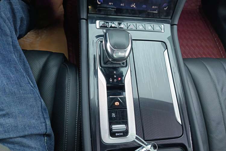 Used Hongqi H5 2023 2.0T Automatic Smart Connect Flagship Edition
