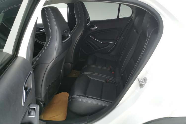 Used Mercedes-Benz GLA 2017 GLA 220 4MATIC Fashion Model
