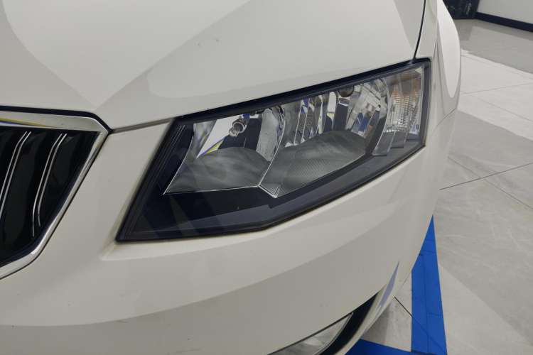 Used Skoda Octavia 2015 1.6L Automatic Yijie Edition
