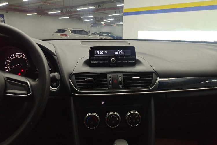 Used Mazda CX-4 2020 2.0L Automatic Two-Wheel Drive Blue Sky Dynamic Edition
