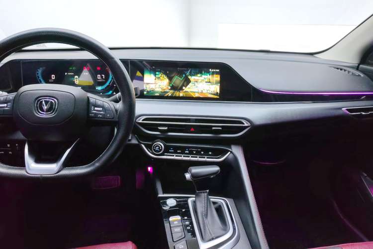 Used Changan Eado 2021 PLUS Blue Whale NE 1.4T GDI DCT Prestige Model
