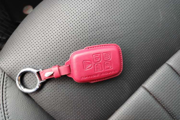 Used Land Rover Discovery Sport 2018 240 PS SE Version
