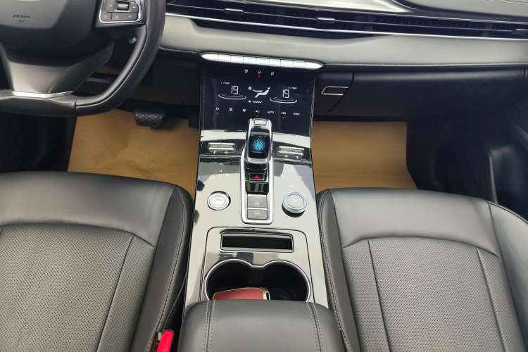 Used Chery Tiggo 8 PLUS 2022 Kunpeng Edition 390TGDI DCT Passion Plus
