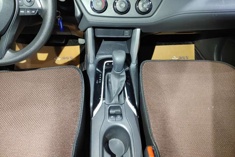 Used Toyota Corolla Cross 2024 2.0L Pioneer Edition
