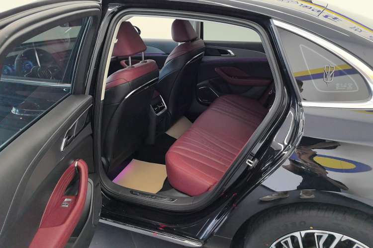 Used Hongqi H5 2024 2.0T Automatic Smart Connect Flagship Edition