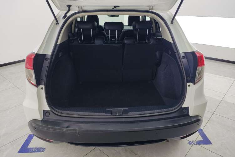 Used Honda Vezel 2020 1.5L CVT Elite Edition
