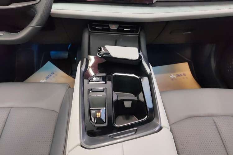 Used Changan UNI-T 2023 Second-Generation 1.5T Prestige Model
