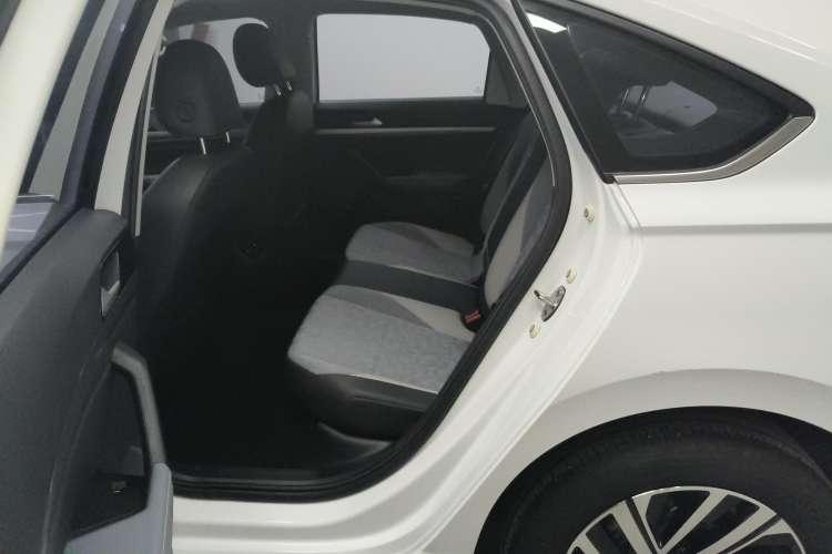 Used Volkswagen Lavida 2023 300TSI DSG Full-Comfort Edition
