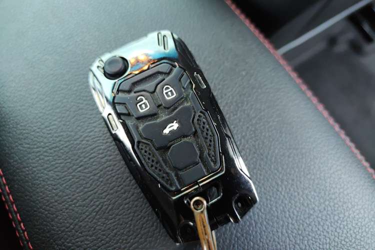 Used Chevrolet Monza 2022 Light Hybrid RS 330T Automatic Comfort Edition